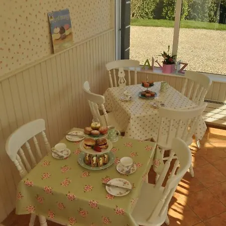 Panzió The Glen House Country