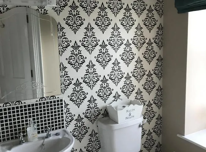 The Glen House Country 4*